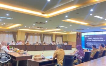 DPRD Kutai Kartanegara Bahas Guru Agama Di Rapat Dengar Pendapat Komisi IV