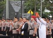 Kapolres Kutai Kartanegara Pimpin Upacara Sertijab Pejabat Struktural Polres Kukar