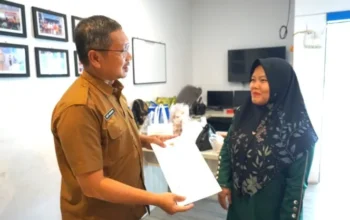Pemkab Kukar Serahkan 34 Sertifikat Halal untuk UMKM di Empat Kecamatan