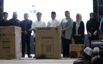 Wabup Kukar Rendi Solihin Bukber dan Nobar Timnas Bersama Warga Anggana: Antusiasme Tinggi Warnai Ramadan