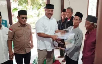 Bupati Kukar Resmikan Langgar Nurul Iman dan Salurkan Berbagai Bantuan dalam Kunjungan Safari Ramadan ke Dusun Marangan
