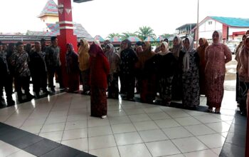 Kecamatan Tenggarong Rayakan Hari Kartini dengan Kebaya dan Batik Penuh Makna
