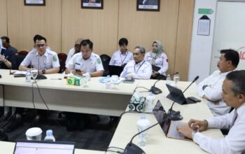 Dorong Penguatan Ekonomi Daerah, Sekda Kukar Bahas Program EKI 2025 Bersama OJK