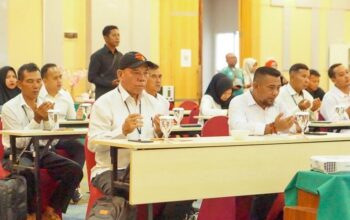 Pemdes Loa Kulu Kota Perkuat Peran RT melalui Pelatihan Kepemimpinan dan Pelayanan Publik